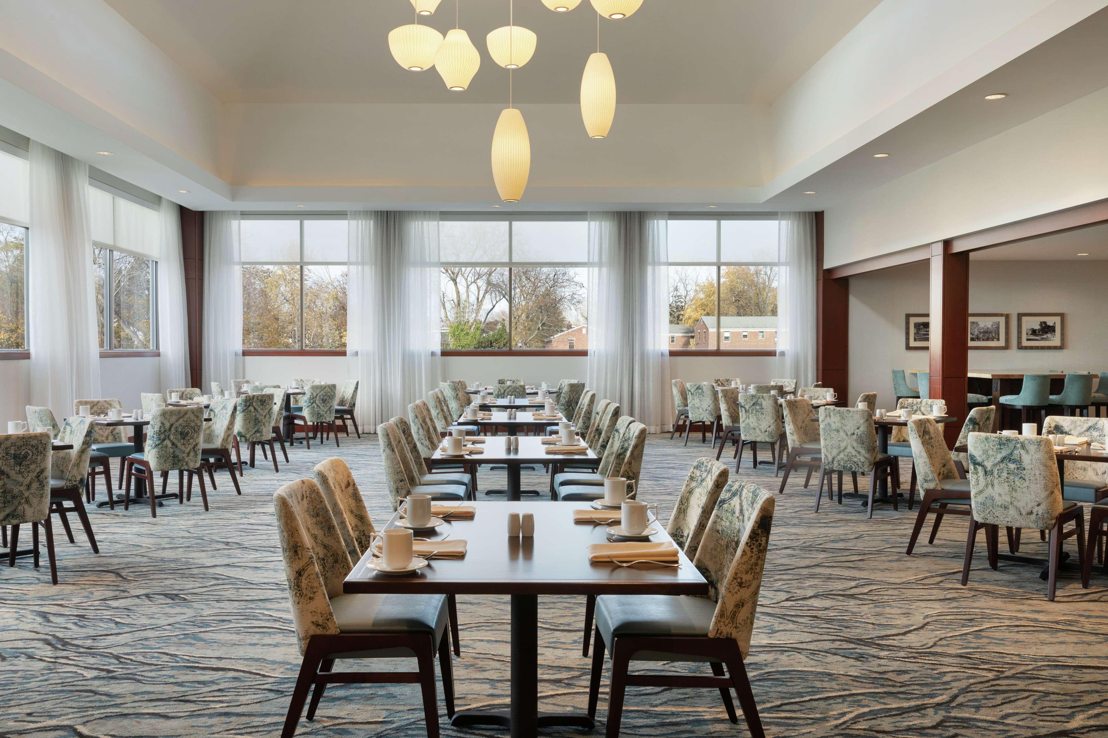 Hilton Garden Inn Troy Exterior photo